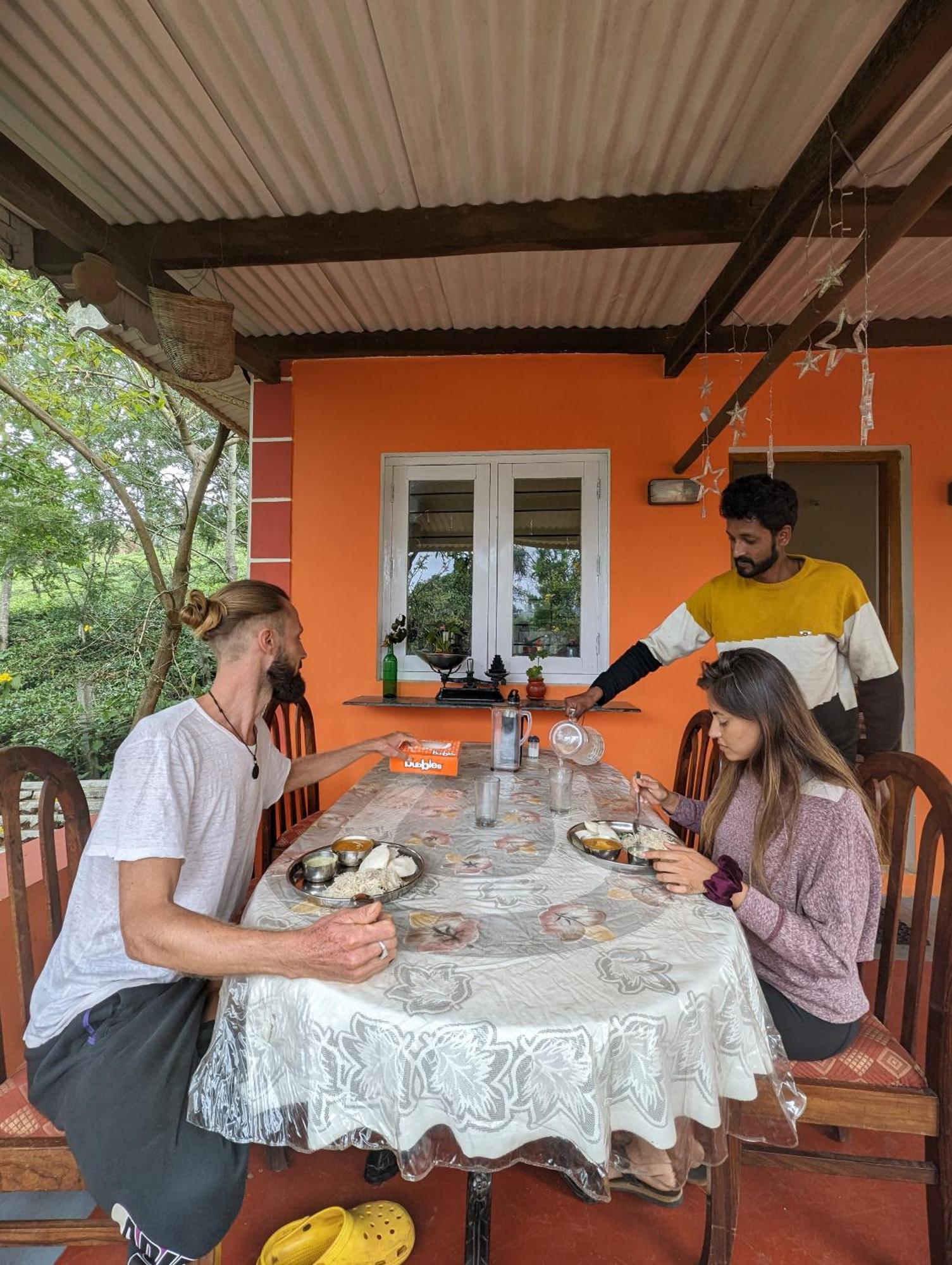 Ghar Homestay, コタジリ エクステリア 写真