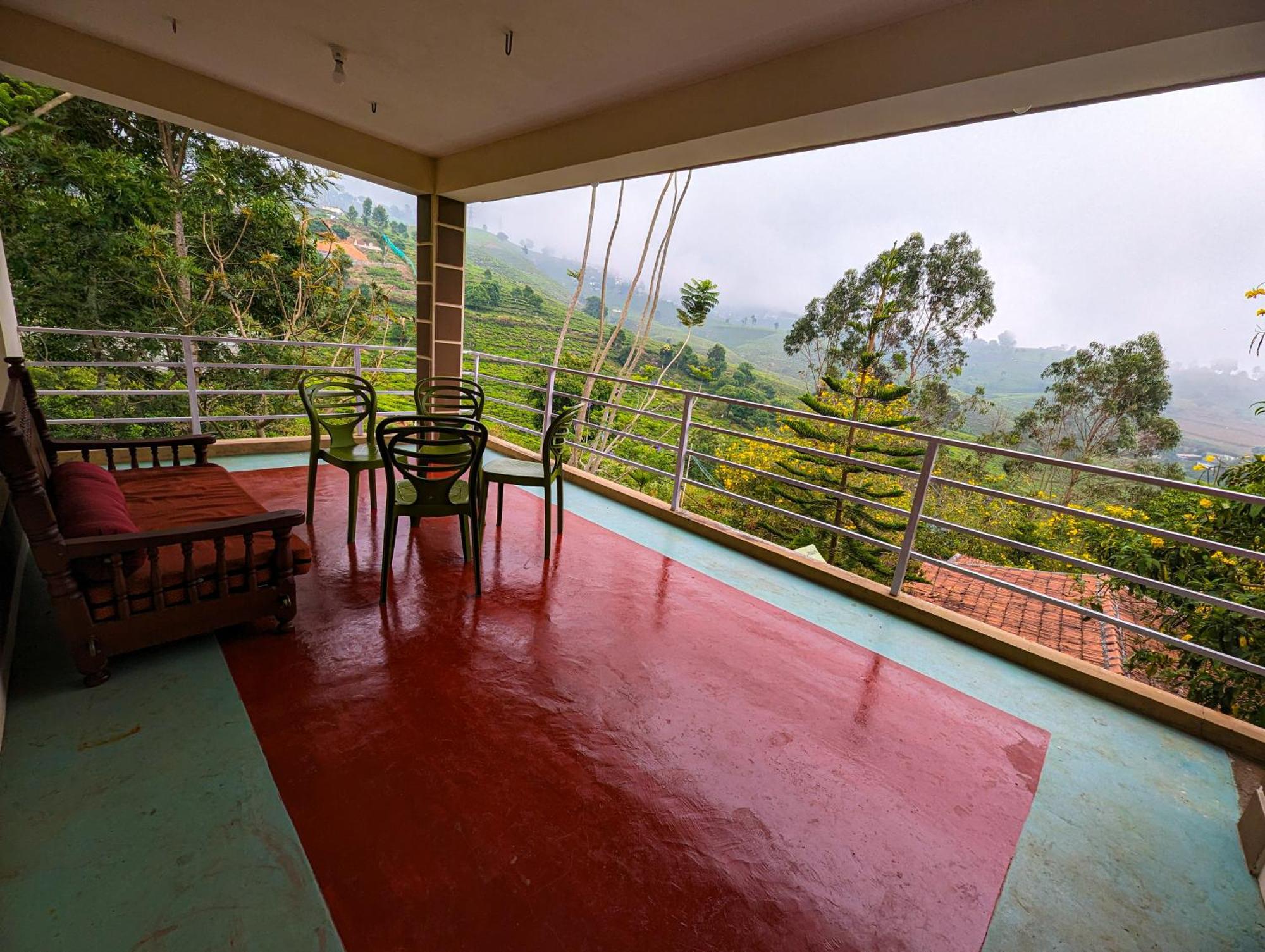 Ghar Homestay, コタジリ エクステリア 写真
